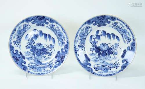 Pair Chinese 18th C Blue & White Porcelain Plates