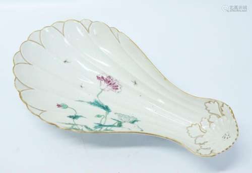 Chinese 19th C Export Porcelain "Shell" Plate
