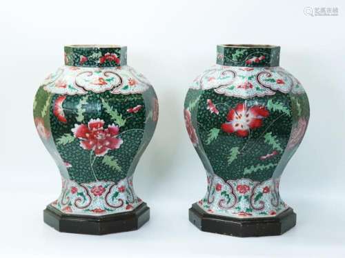 Pr Chinese 19th C Enameled Porcelain Octagon Jars