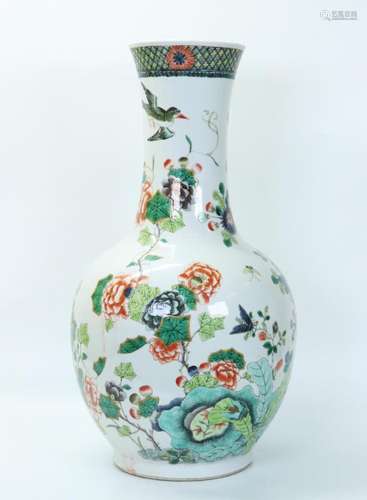 Large Chinese Famille Verte Porcelain Vase