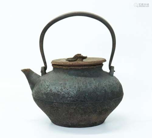 Japanese Cast Iron Tetsubin Teapot & Iron Cover