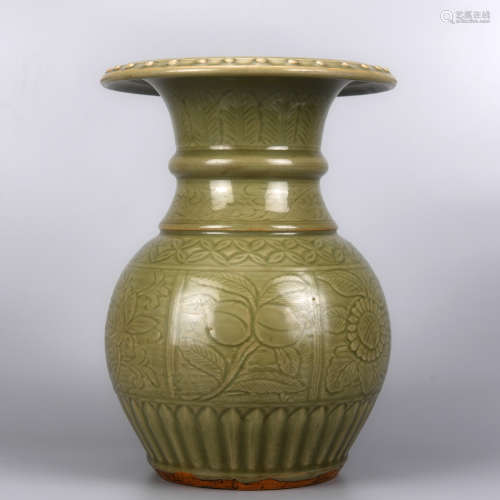 A LONGQUAN QING GLAZED AN-CARVED FLOWER PHOENIX-TAIL VASE