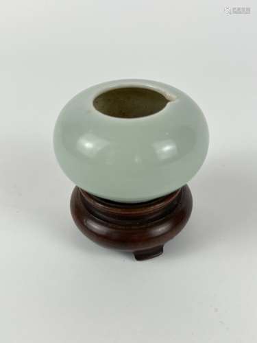 A miniature water pot, Qing Dynasty Pr.