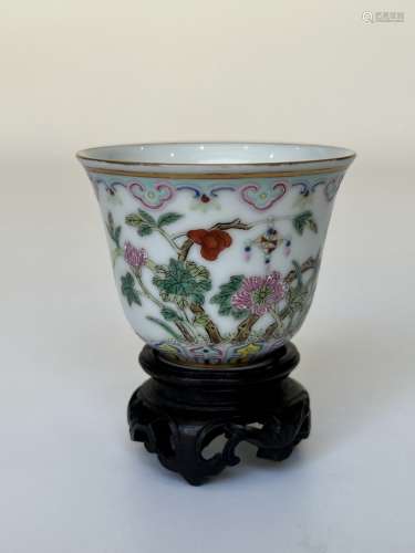 A fine famille rose cup, marked, Qing Dynasty Pr.
