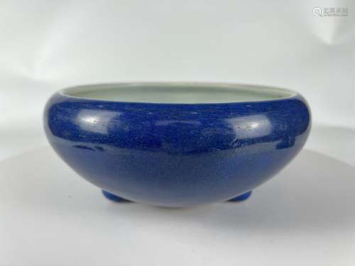A blue water pot, QianLong Pr.