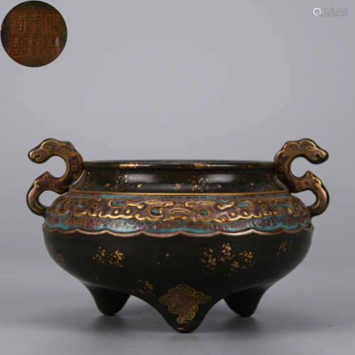 A BRONZE SPRINKLE GOLD DOUBLE-EARED CENSER