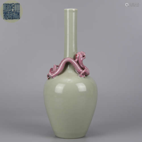 A PEA-GREEN GLAZED DRAGON VASE