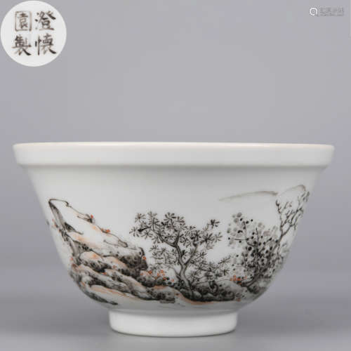 A GRISAILLE-DECORATED LANDSCAPE PATTERN BOWL