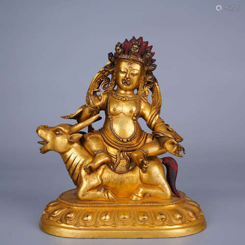 A GILT BRONZE STATUE OF BUDDHA