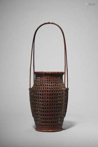 A BAMBOO BASKET FOR FLOWER ARRANGEMENTEARLY 20TH CENTURY, SI...