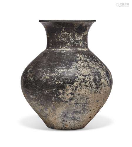 A BURNISHED BLACK POTTERY JAR.CHINA, NEOLITHIC PERIOD, DAWEN...