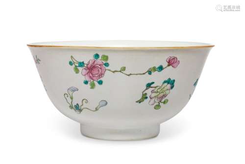 A FAMILLE ROSE SGRAFITTO BOWL WITH FLOWER SPRAYS  QIANLONG S...