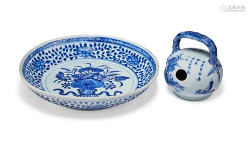 A BLUE AND WHITE LIME POT AND A BLUE AND WHITE `LOTUS’ DISH ...