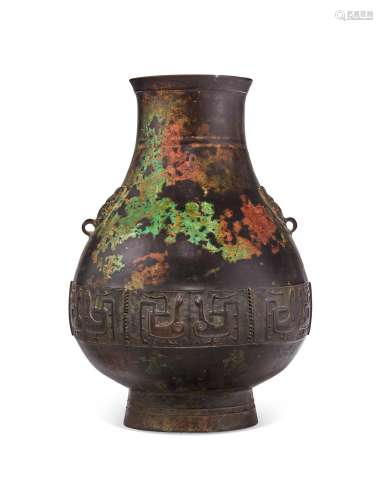 A LARGE BRONZE ARCHAISTIC PEAR-SHAPED HU-FORM VASE  MING-QIN...