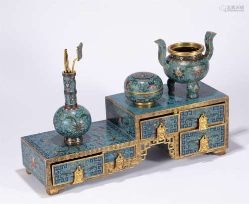 A GROUP OF CHINESE CLOISONNE ORNAMENTS