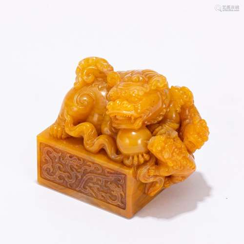 A CHINESE CARVED LION HANDLE SOAPSTONE SEAL