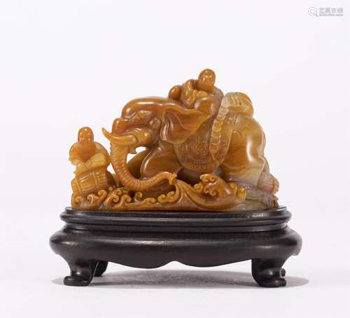 A CHINESE SOAPSTONE ORNAMENTS