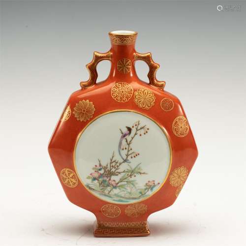 A CHINESE FLOWERS BIRDS PORCELAIN FLASK MOON VASE
