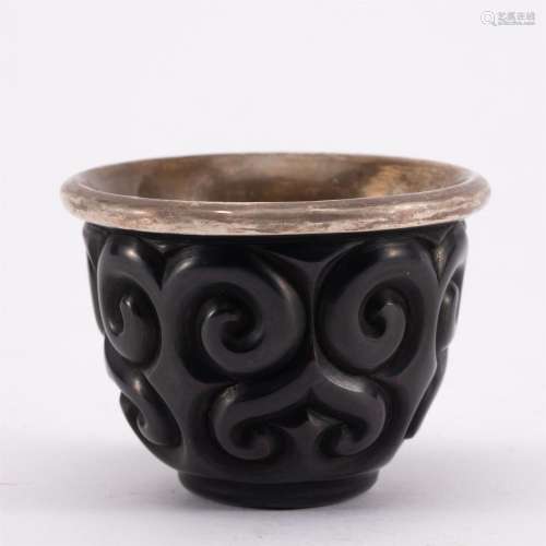A CHINESE LACQUERWARE CUP