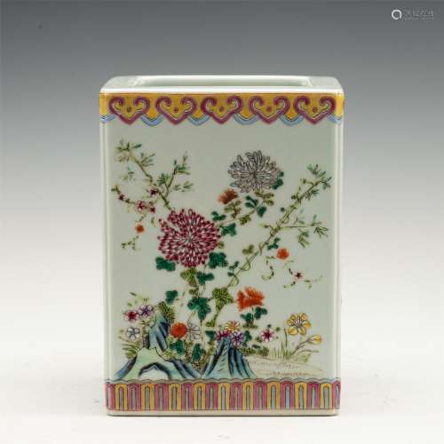 A CHINESE WUCAI FLOWERS PORCELAIN SQUARE BRUSH POT