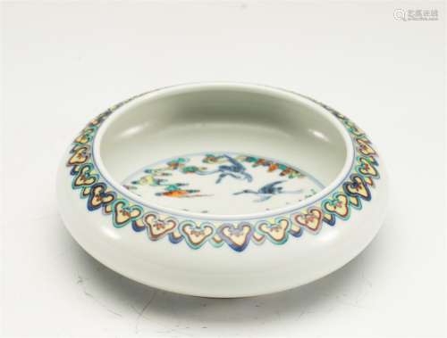 A CHINESE DOUCAI PORCELAIN BRUSH WASHER