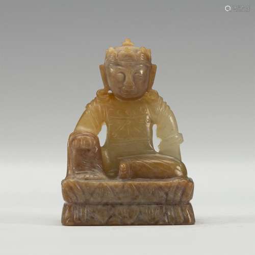 A CHINESE JADE FIGURE OF BUDDHA STATUE