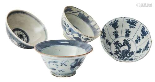 FOUR CHINESE BLUE AND WHITE BOWLS