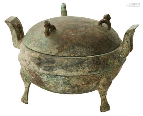 A CHINESE BRONZE DING