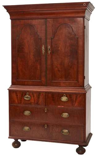 A QUEEN ANNE WALNUT CABINET ON CHEST