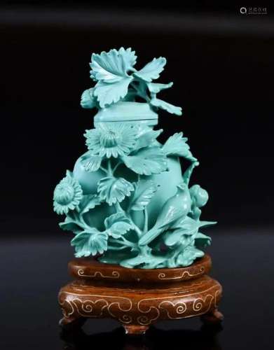 A Turquoise Carved Vase Export Period