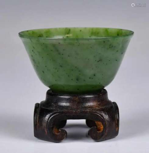 A Small Hetian Jade Cup With Stand Qing