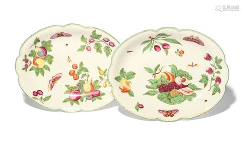 A pair of large Chelsea fruit dishes c.1758-60, each lobed d...