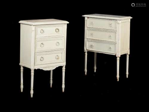 A MATCHED PAIR OF PAINTED WOOD BEDSIDE TABLES IN FRENCH EARL...