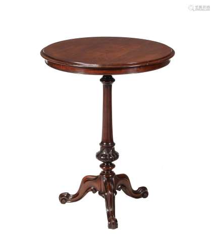 AN EARLY VICTORIAN MAHOGANY TRIPOD OCCASIONAL TABLE
