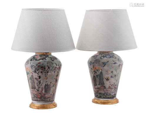 A PAIR OF GILTWOOD MOUNTED GLASS TABLE LAMPS IN LATE 19TH CE...