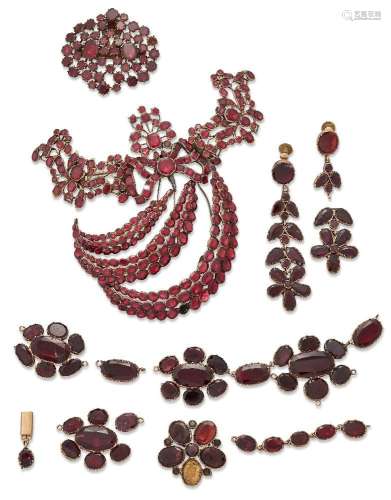 A group of antique garnet jewellery, including: an early 19t...