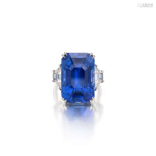 Harry Winston . Sapphire and Diamond Ring.