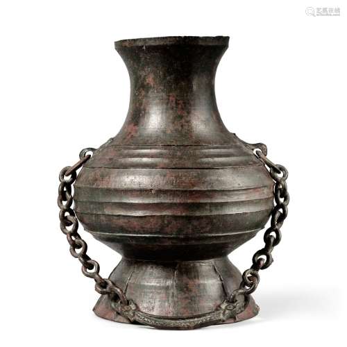 An archaic bronze vessel (Hu), Han Dynasty | 漢 青銅鋪首壺