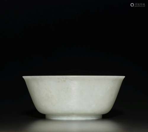 A white jade bowl, Mark and period of Qianlong | 清乾隆 白玉...