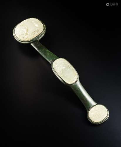 A white jade-inset spinach-green jade ruyi scepter, Qing dyn...