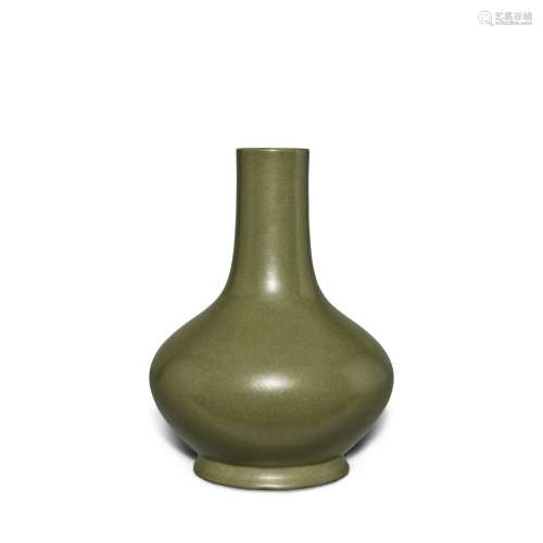 A teadust-glazed bottle vase, Mark and period of Guangxu | 清...