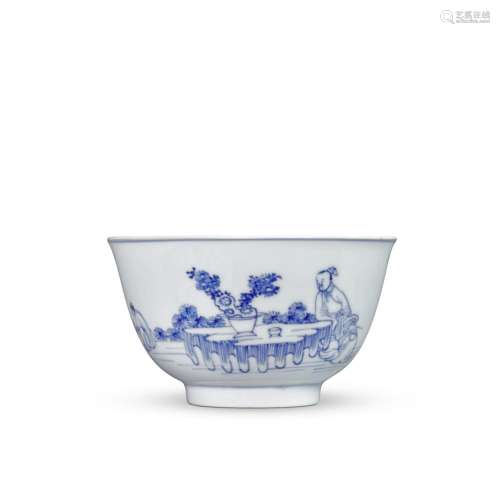 A blue and white 'scholar' cup, Qing dynasty, Kangxi period ...