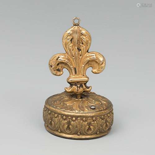 Music box; 19th century.Gilt bronze and gilt silver.Measurem...
