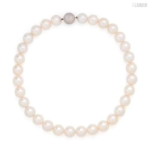 CULTURED SOUTH SEA PEARL AND DIAMOND NECKLACE