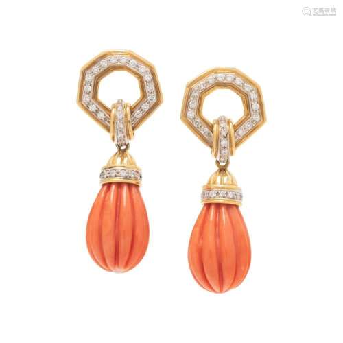 YELLOW GOLD, DIAMOND AND CORAL EARCLIPS