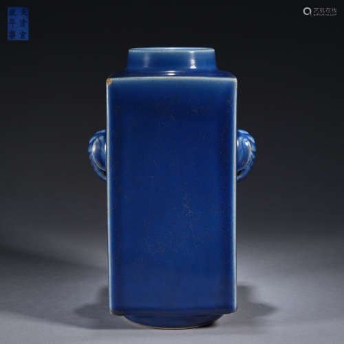 A blue-glazed cong-form vase, Qing dynasty,height 29cm