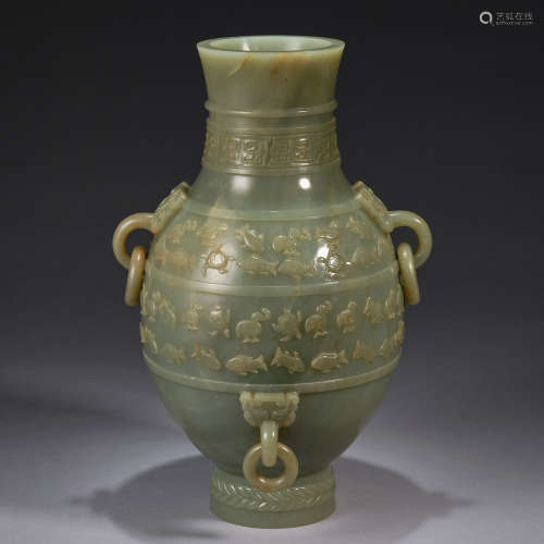 An archaistic jade ring-handled vase and cover ,Qing dynasty