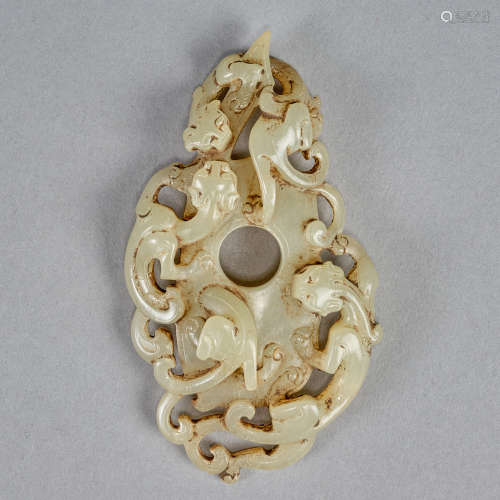 A jade 'chilong' pendant,Qing dynasty
