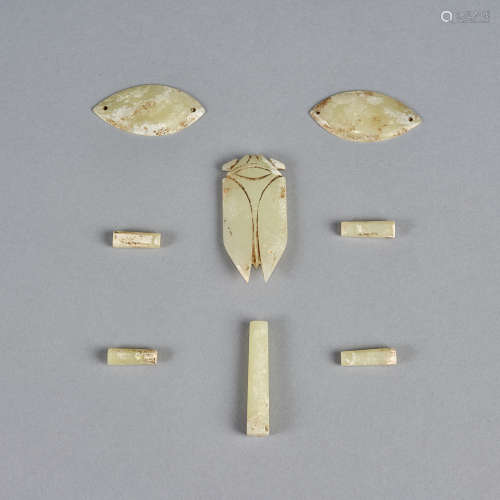 A group of 8 jade ornaments,jade cicada, leaves and little j...