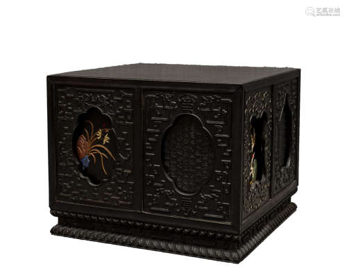 A zitan wood box,Qing dynasty